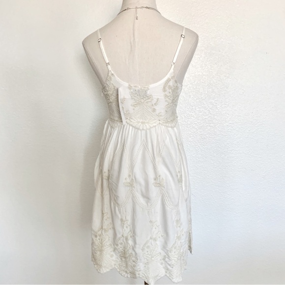 UO Jamie Cream Ivory White Embroidered Babydoll Frock Mini Dress - Picture 10 of 16